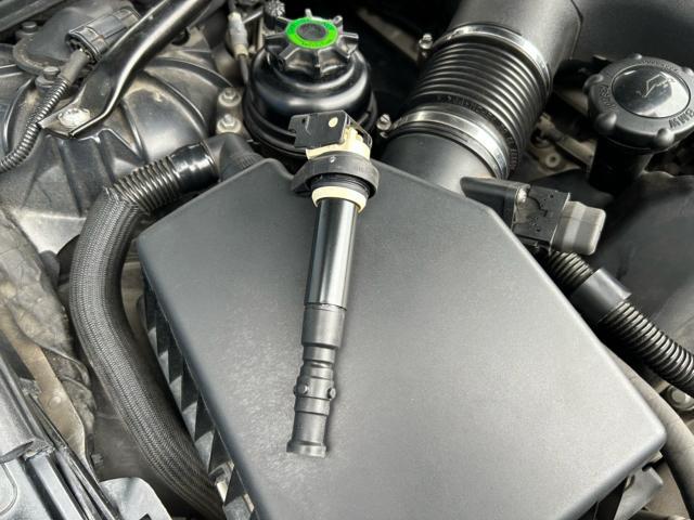 ＢＭＷ　Ｍ６　エンジン振動　エンジンチェックランプ点灯　イグニッションコイル交換　輸入車販売店　輸入車メンテナンス　福島県　白河市
