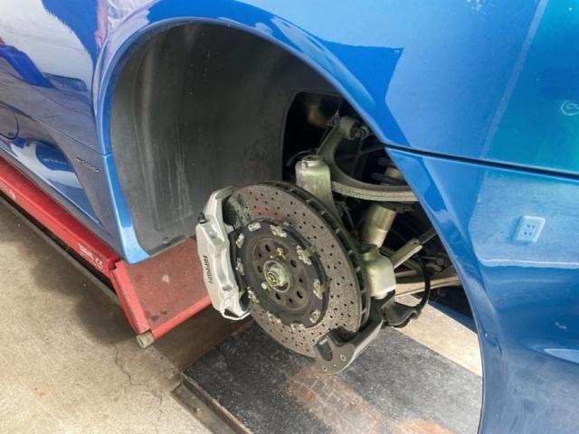 フェラーリ F430 エンジンオイル交換 足廻り点検 ブレーキ点検 テスター診断 フェラーリメンテナンス スーパーカー販売店 福島県 白河市