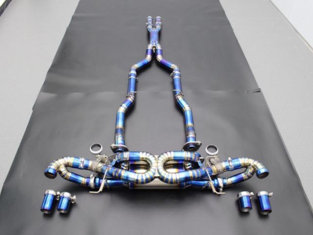 アストンマーティン　DB11  マフラー販売取付　フルチタンマフラー　可変バルブ付き　配線加工　輸入車カスタム　輸入車販売店　福島県　白河市