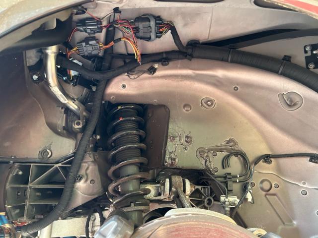 アストンマーティン　DB11  マフラー販売取付　フルチタンマフラー　可変バルブ付き　配線加工　輸入車カスタム　輸入車販売店　福島県　白河市