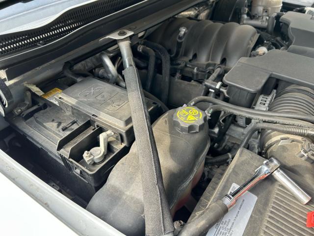 シボレー　サバーバン　バッテリー販売取付　バックアップ電源　テスター診断　輸入車メンテナンス　輸入車販売店　福島県　白河市