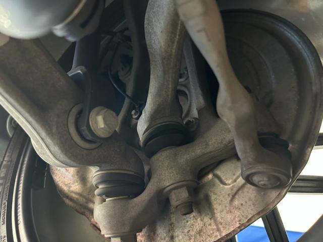 ＢＭＷ　５シリーズ　530i   法定車検整備  ブレーキメンテナンス　サービスリセット　給油口が開かない　フューエルリッドASSY交換　輸入車メンテナンス　輸入車販売店　福島県　白河市