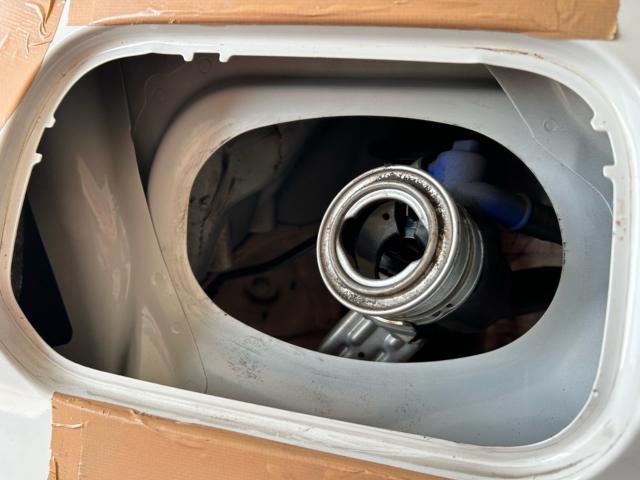 ＢＭＷ　５シリーズ　530i   法定車検整備  ブレーキメンテナンス　サービスリセット　給油口が開かない　フューエルリッドASSY交換　輸入車メンテナンス　輸入車販売店　福島県　白河市