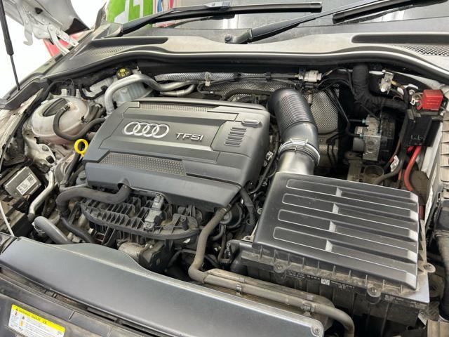 アウディ　ＴＴクーペ　エンジンオイル交換　サービスリセット　TOTALオイル正規販売店　輸入車販売店　輸入車メンテナンス　福島県　白河市