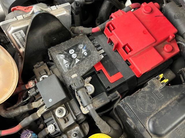 JEEP コンパス  M624  エンジンチェックランプ点灯　ミッション不具合　エマージェンシーモード　アイドリングストップエラー　バッテリー電圧低下　バッテリー交換　エンジンオイル交換　輸入車メンテナンス　輸入車販売店　福島県　白河市