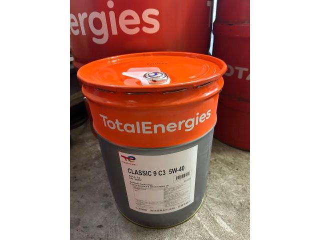 プジョー　３０８　エンジンオイル交換　エンジンフラッシング　WURTHフラッシング剤　プジョー純正オイル　TOTAL  輸入車メンテナンス　輸入車販売店　福島県　白河市