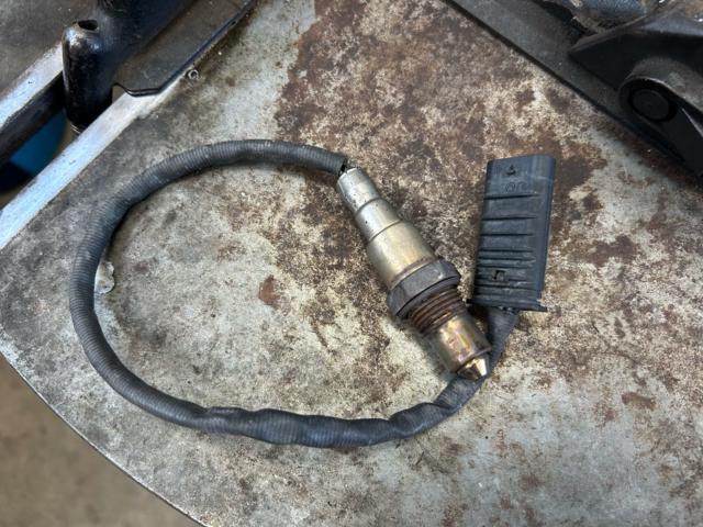 ＭＩＮＩ　クロスオーバーF60  クーパーD  エンジンチェックランプ点灯　車両診断テスト　ラムダセンサー交換　輸入車メンテナンス　輸入車販売店　福島県　白河市