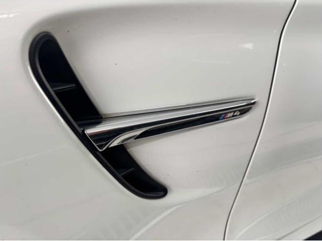 ＢＭＷ　Ｍ４　カーボンドアミラー　カーボンフェンダーダクト　カーボンラッピング　車両カスタム　輸入車カスタム　輸入車販売店　福島県　白河市