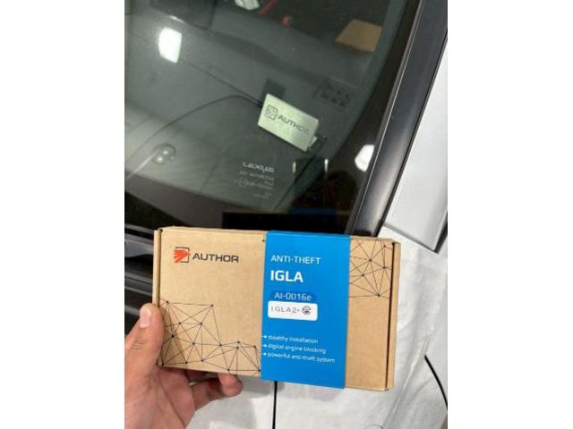 レクサス　LEXUS　RC300h  オーサーアラーム　イグラ2プラス　ステンレススキャナー　取付　埼玉県　川越市　川口市　草加市　八潮市　三郷市　さいたま市　戸田市　蕨市　足立区　カーセキュリティ取付