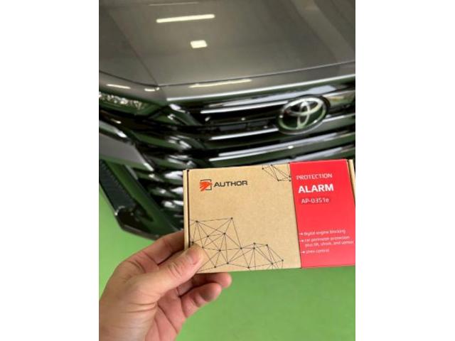 トヨタ　TOYOTA　ヴェルファイア　オーサーアラーム　 イグラアラーム取付　埼玉県　川口市　草加市　越谷市　八潮市　川越市　足立区　カーセキュリティ取付