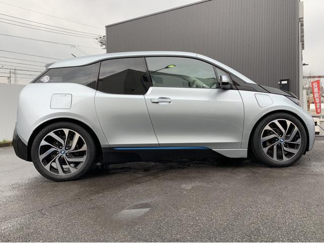 BMW i3 タイヤ交換　豊明　緑区