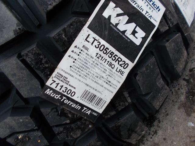 ３０５/５５R20　でかいタイヤ組み込みバランス　ランクル１００