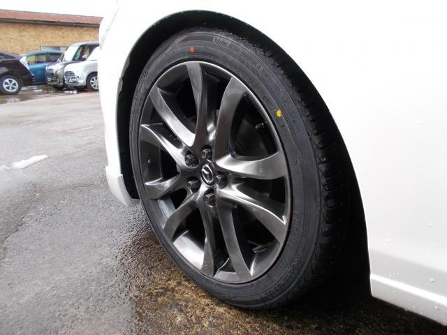 マツダ　アテンザワゴン　タイヤ交換　２２５/４５Ｒ１９　