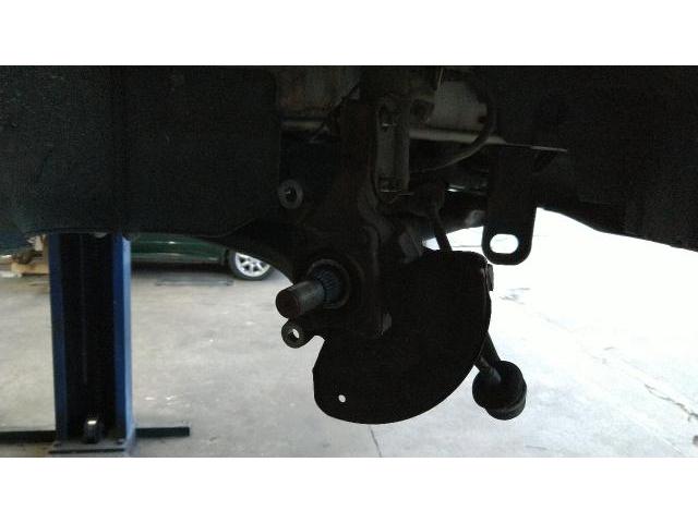 三菱 ミニキャブ 走行異音 ゴロゴロ音
車輪のガタ ハンドルの違和感 ベアリング
ハブベアリング交換