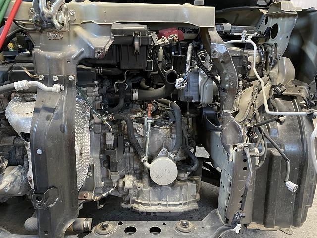 日産　モコ　事故車　修理　鈑金塗装　レンタカー　リサイクルパーツ使用　リーズナブルに修理　代車無料　保険対応　車両保険　