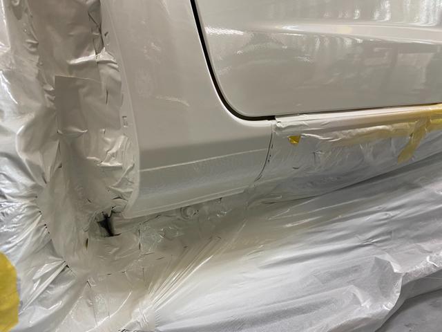 ホンダ　フィット　鈑金塗装　キズ　凹み　新品　中古　白パール　保険事故　自損事故　レンタカー　見積もり無料　代車無料　いわき市　いわき　車検　整備　リサイクル