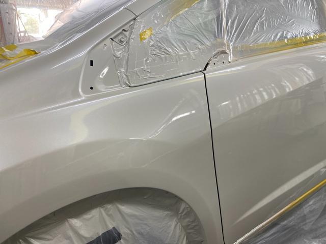 ホンダ　フィット　鈑金塗装　キズ　凹み　新品　中古　白パール　保険事故　自損事故　レンタカー　見積もり無料　代車無料　いわき市　いわき　車検　整備　リサイクル