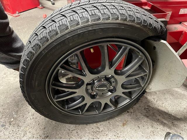 ダイハツ　ミライース　タイヤ交換　スタッドレスタイヤ　冬タイヤ　155/65R14　軽自動車　スタッドレスタイヤ交換　タイヤ組替え　新品タイヤ　中古タイヤ　福島県いわき市　いわき市　いわき市タイヤ交換　リフト完備　自社工場対応　2級整備士