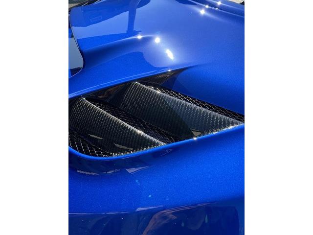 スバル WRX STI カーボンボンネット 塗装 塗分け カーボンパーツ スバル WRX STI カーボンボンネット 塗装 塗分け カーボンパーツ