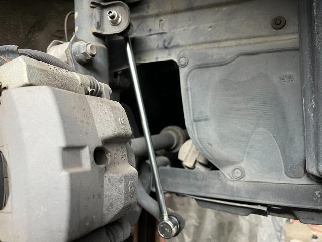 トヨタ　プリウス　スタビライザーコントロールリンク　経年劣化　純正パーツ　社外新品パーツ　中古パーツ　修理の相談　お見積り　いわき市