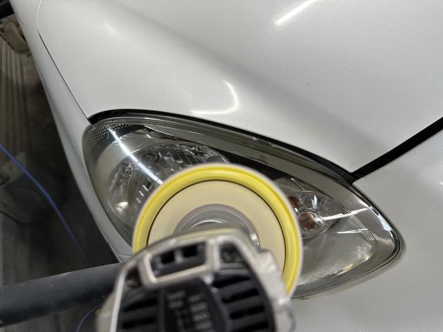 ノート　ヘットライト磨き、コーティング　黄ばみ　白ボケ　劣化　ヘッドライトくもり　暗い　見づらい　見積もり無料　車検見積もり　鈑金見積もり　代車　レンタカー　いわき市