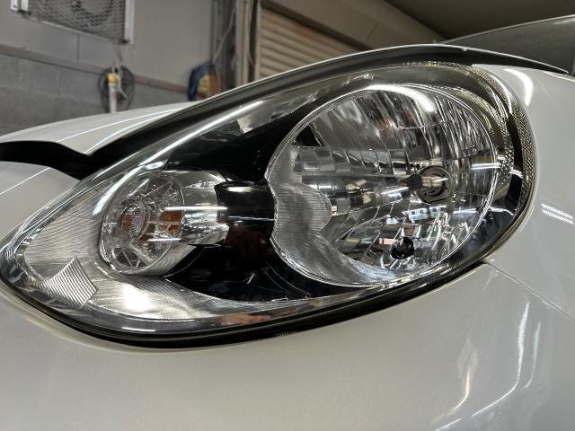 ノート　ヘットライト磨き、コーティング　黄ばみ　白ボケ　劣化　ヘッドライトくもり　暗い　見づらい　見積もり無料　車検見積もり　鈑金見積もり　代車　レンタカー　いわき市