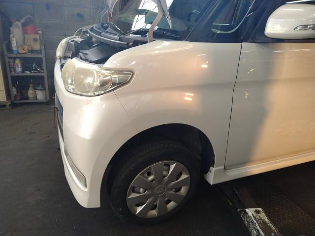 タント スタッドレスタイヤ交換 冬の準備 雪道の走行 タイヤの点検 タイヤ診断 タイヤの交換時期のご提案 
タイヤ交換のリフトアップ時に点検 安心、安全の為に 
いわき市 タイヤ販売 特定認証整備工場 鈑金塗装工場