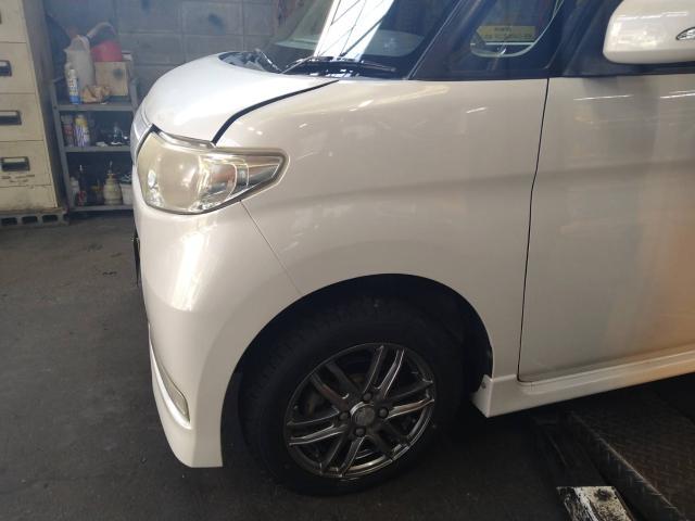 タント スタッドレスタイヤ交換 冬の準備 雪道の走行 タイヤの点検 タイヤ診断 タイヤの交換時期のご提案 
タイヤ交換のリフトアップ時に点検 安心、安全の為に 
いわき市 タイヤ販売 特定認証整備工場 鈑金塗装工場