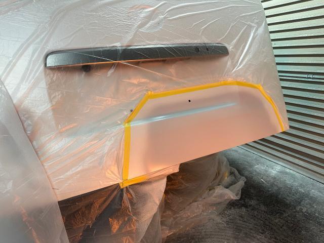 トヨタ　ハイエースバン　凹み修理　ドア凹み　キズ修理　鈑金見積もり　塗装見積もり　パーツ交換見積もり　持込パーツ塗装　パーツ取付　ラプター塗装　アンダーコート施工　代車無料　いわき市　安く修理　