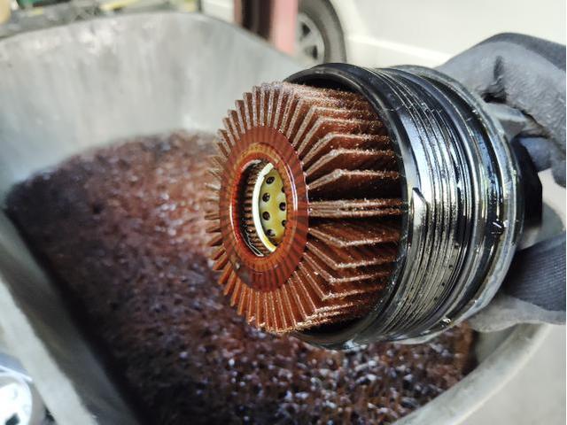 トヨタ　ヴェルファイア　車検　法定点検　消耗品交換
トラブルが無い様に　整備士がご提案致します　愛車を永く乗る為に　メンテナンス　いわき市　特定認証整備工場　鈑金塗装工場　ラプターライナー正規施工代理店