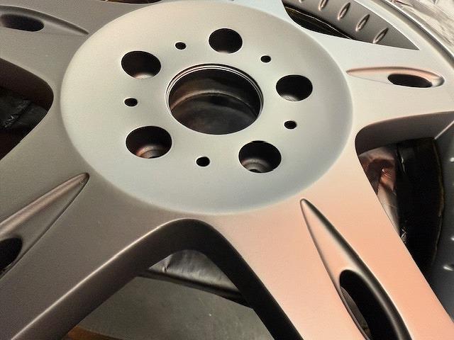 メルセデス・ベンツ　Ｇクラス（ゲレンデヴァーゲン）　アルミホイール修理　アルミ塗装　つや消し塗装　マッドブラック塗装　ホイールガリキズ　福島県いわき市内郷