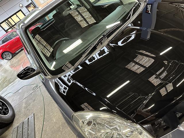 マツダ　ベリーサ　カスタムペイント　ボンネット塗装　色違い塗装　ボンネット黒塗装　カスタム塗装　オリジナル塗装　福島県いわき市内郷　見積もり無料　土日営業　日曜営業