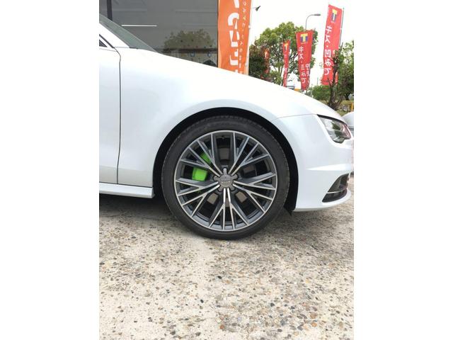アウディ　A7　Audi　キャリパー　塗装　ペイント　【明石市　加古川市　神戸市西区　播磨町　稲美町　傷へこみ直し　板金修理　塗装　中古車販売　ドレスアップ　カスタム　取り付け　加工　車検　ガラスコーティングお任せください】