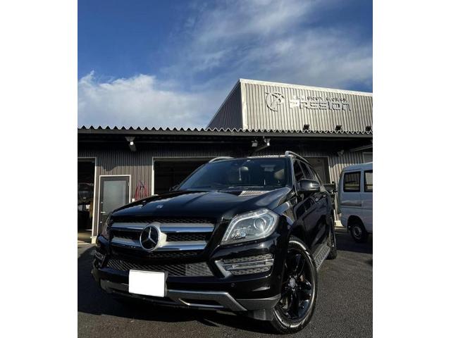 ベンツ　Mercedes-Benz　GL350　ホイール塗装　タイヤ交換【稲美町　播磨町　加古川市　明石市　神戸市西区　傷へこみ直し　板金修理　塗装　中古車販売　ドレスアップ　カスタム　取付　加工　車検　ガラスコーティングお任せください】