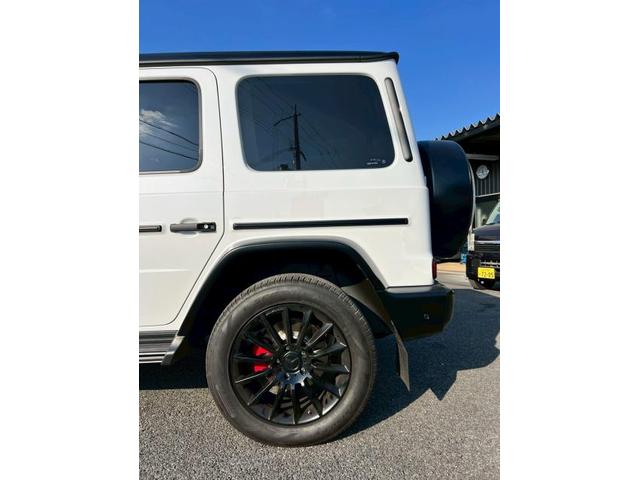 メルセデス・ベンツ　Ｇ63　ブレーキキャリパー　塗装　輸入車　情熱カラー　【稲美町　播磨町　加古川市　明石市　神戸市西区　傷へこみ直し　板金修理　塗装　中古車販売　ドレスアップ　カスタム　取付　加工　車検　ガラスコーティングお任せください】