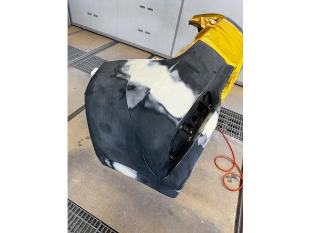 トヨタ　オーリス　リヤバンパー　左右修理　ガラスコーティング【稲美町　播磨町　加古川市　明石市　神戸市西区　傷へこみ直し　板金修理　塗装　中古車販売　ドレスアップ　カスタム　取付　加工　車検　ガラスコーティングお任せください】