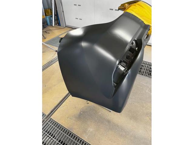 トヨタ　オーリス　リヤバンパー　左右修理　ガラスコーティング【稲美町　播磨町　加古川市　明石市　神戸市西区　傷へこみ直し　板金修理　塗装　中古車販売　ドレスアップ　カスタム　取付　加工　車検　ガラスコーティングお任せください】