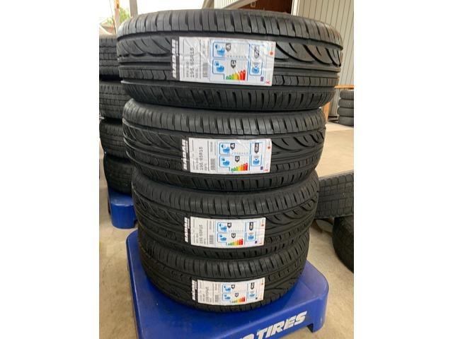 ステップワゴン　タイヤ交換作業