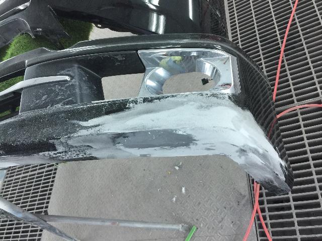 なかなかレアなバンパー修理方法 グーネットピット