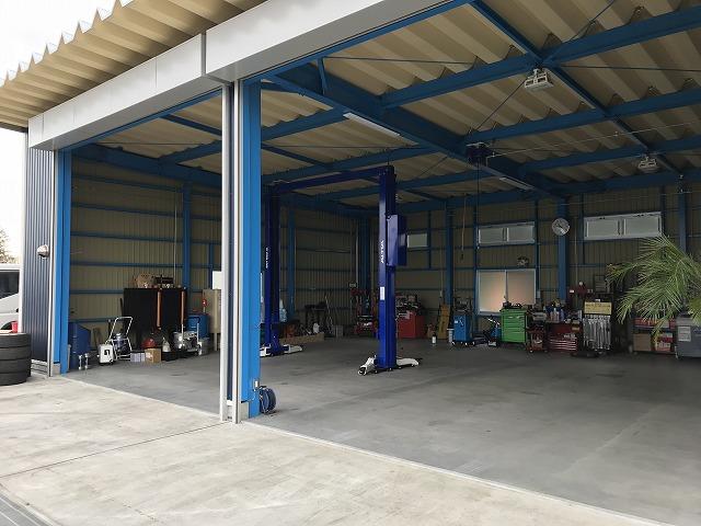 タイヤ交換やオイル交換のみでもお気軽にご来店お待ちしております。