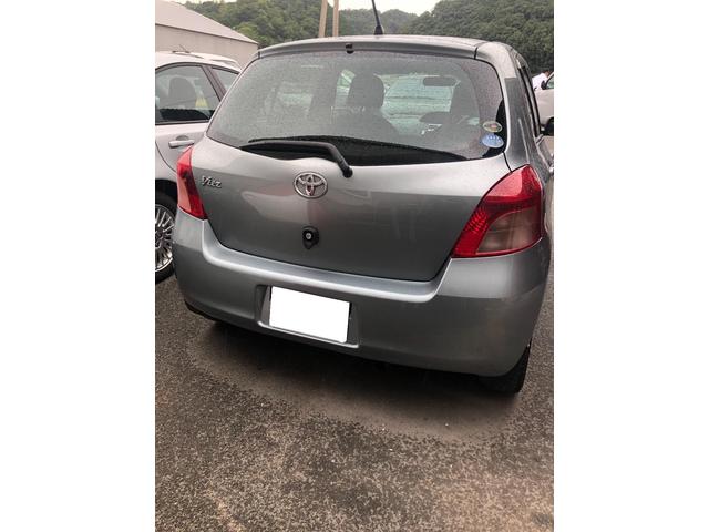 トヨタ　ヴィッツ　リアバンパー・左リアテールランプ【徳島市　傷へこみ直し　板金　塗装　車検　整備　メンテナンス　山崎ボデーワークス】