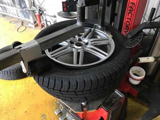 小田原市 神奈川 持ち込タイヤ交換可能 スタッドレスタイヤ 修理 185/60R15 215/45R17 155/65R14 修理