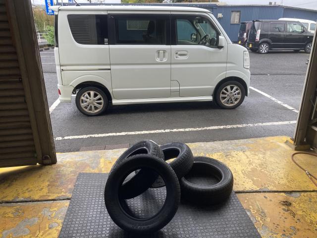 小田原市 NV100クリッパーリオネット通販で購入したタイヤ 持ち込み交換できます