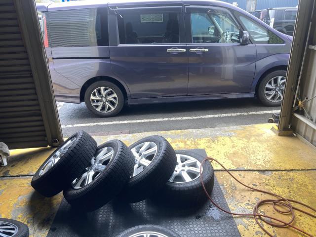 小田原市 NV100クリッパーリオネット通販で購入したタイヤ 持ち込み交換できます