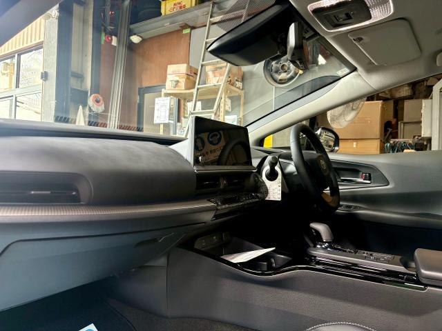 トヨタ プリウス 新車 ボディコーティング
新居浜・西条・四国中央