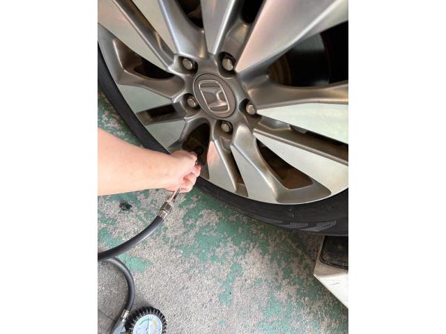 ホンダ　ステップワゴンスパーダ　パンク
新居浜・西条・四国中央