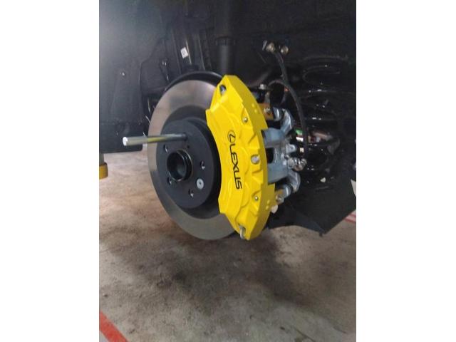 レクサス NX キャリパーカバー取り付け【明石市　加古川市　車検　板金　取付修理お任せください】