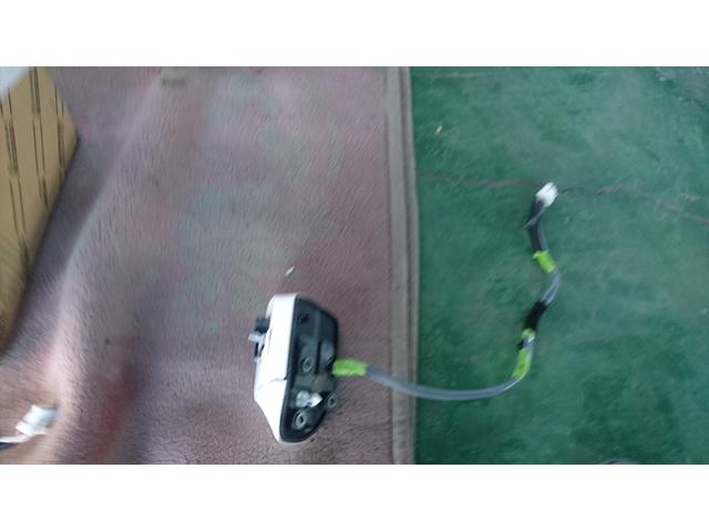 レクサス　右ドアミラー交換