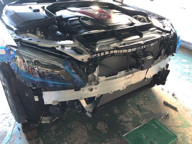 メルセデスAMG C43(W205)フロントグリル交換作業実施 メルセデスAMG C43(W205)フロントグリル交換作業実施