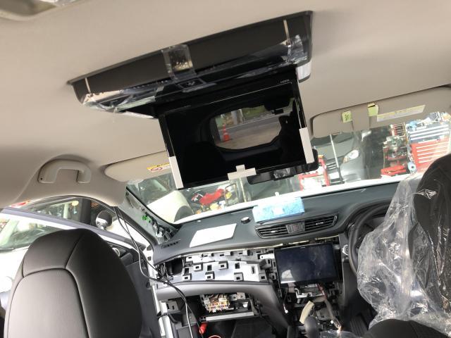 日産 エクストレイル フリップダウンモニター取り付け実施／車検・整備・見積もりパーツ取り付けもお任せ下さい！足立区・葛飾区・北区・荒川区・板橋区、埼玉県川口市、鳩ケ谷、八潮市、他地域のお客様も大歓迎です！